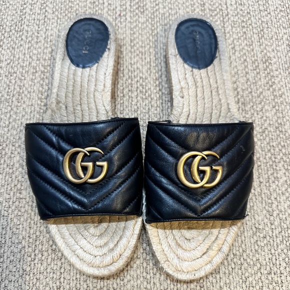 Gucci Black and Gold Espadrille Slides - Picture 1 of 3
